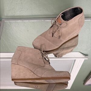 Toms Suede Wedge Ankle Boots in Taupe